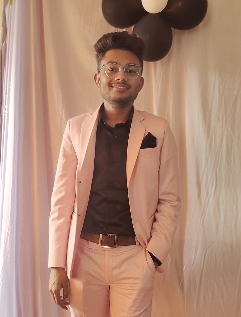 About Me Image - Replace with your portrait